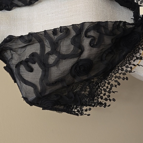 ACC EAM Black Sheer Lace Triangle Scarf Wrap Fringe Lace Trim New with tags - Picture 2 of 8